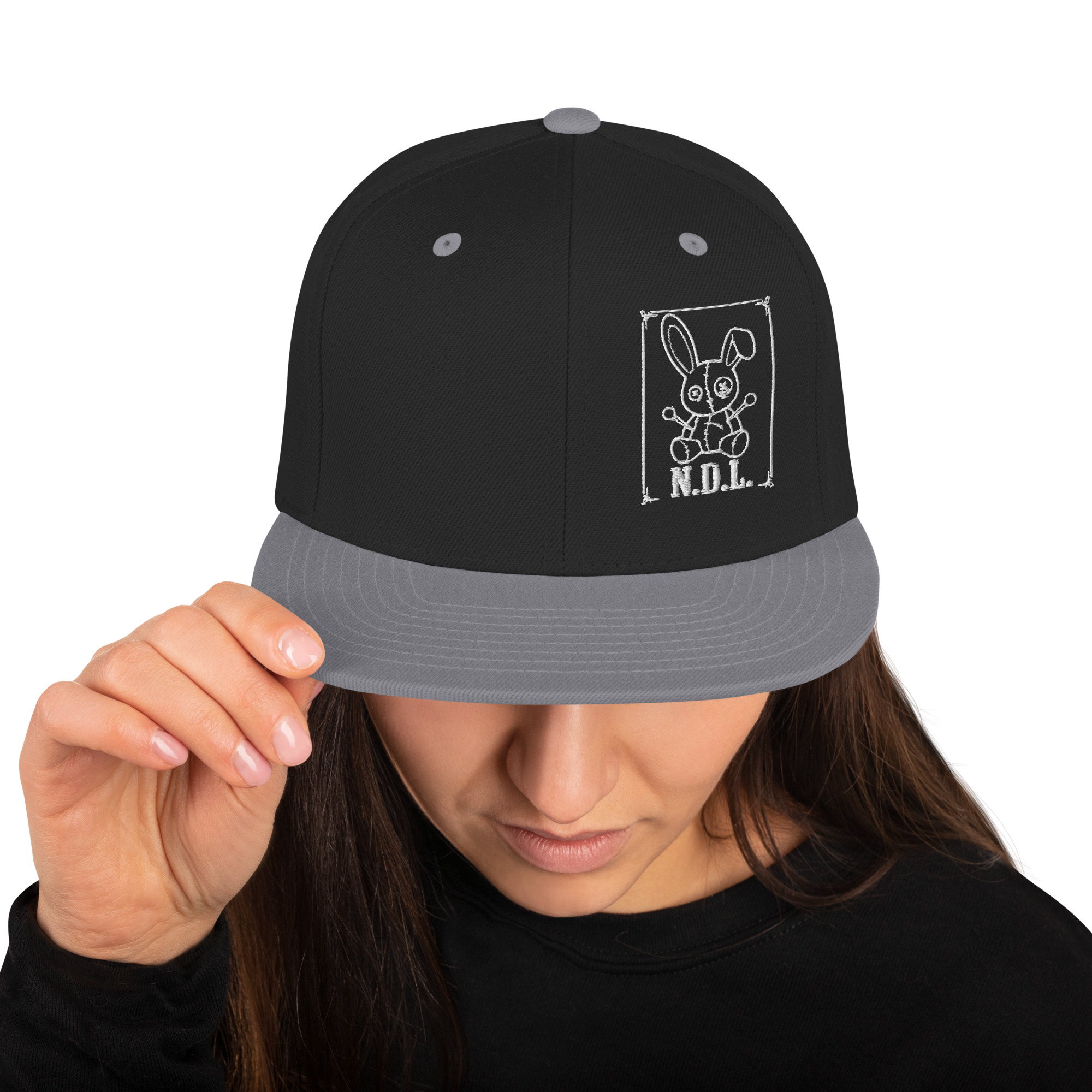 classic-snapback-black-silver-front-6a9e364e59ec9.jpg